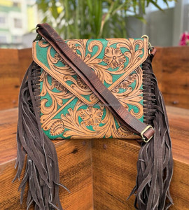 Nouvel arrivage de sacs à bandoulière à franges en cuir repoussé vert de style occidental sacs à main compacts de haute qualité pour femmes en vente - Product Image 2