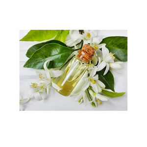 Marque privée Bk Huile essentielle de néroli naturelle Huile de support pour achat en gros - Product Image 1