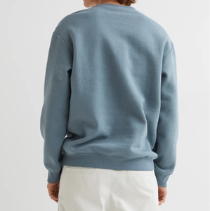 Sudadera de invierno de manga larga para hombre Diseño OEM hecho a medida Color sólido Poliéster/Material de algodón Cuello redondo Diseño caliente - Product Image 4