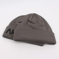 Bonnets de froid de conception de mode d'OEM ODM chauds grande lettre logo partout impression tricot logo personnalisé bonnet tricoté fabriqué au Vietnam