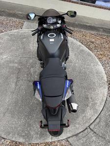 Ventes aux enchères 2026 GSX-R750 Sportbike Neuve (Moto) - Product Image 4