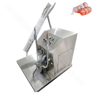 Machine en plastique de sac de maille de poivre de boules de fosse nette pour emballer des légumes dans des filets - Product Image 5