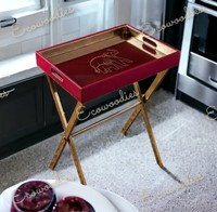 Table de service pliable en bambou rouge cerise avec poignées et support en bambou pour le service, les réceptions et l'utilisation dans la salle de bain