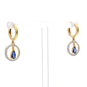 Elegantes Pendientes de Halo con Gema Azul Pera - Pendientes Clásicos para Regalo de Novia - Product Image 3