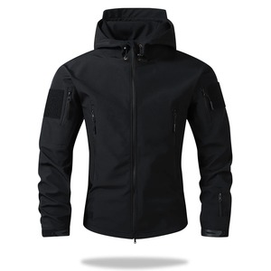 Chaquetas para Hombre, Chaqueta Impermeable de Softshell, Chaqueta de Entrenamiento, Chaquetas de Softshell de Alta Calidad con Logotipo Personalizado, Chaquetas de Moda para Hombre para Exteriores - Product Image 1