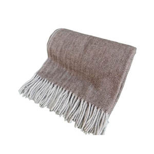 Mantas de lana Tartán de espiga marrón diamante cómodas y elegantes al precio más bajo - Product Image 1