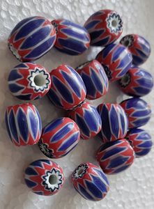 Perles de verre chevron rayées sur mesure dans des tailles sur mesure adaptées aux créateurs de bijoux et aux magasins de perles - Product Image 3