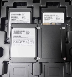 Disque SSD HORNG SHING utilisé MZILG960HCHQ-00A07 PM1653 SAS 960G SATA 6Gbps SSD - Product Image 1