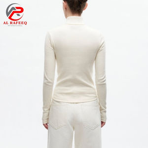 Suéter informal de invierno ajustado para mujer Suéter de punto de costillas de cuello alto con logotipo Jersey cálido de color sólido - Product Image 2