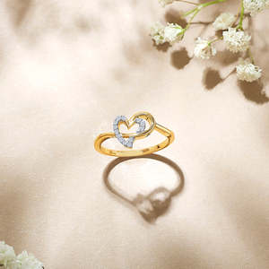แหวนเพชรทองคำคำว่า Tangled in Love - Product Image 1
