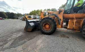 2011 Case 821F Wheel Loader-Construit pour la puissance, la précision et le confort de l'opérateur - Product Image 5