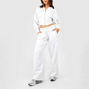 Newest Customized Women's Sweat Suit 100% Cotton Solid Pattern Crop Body Set Ladies <b>Jogging</b> Wholesale Tracksuit Made in Pakistan - Product Image 4