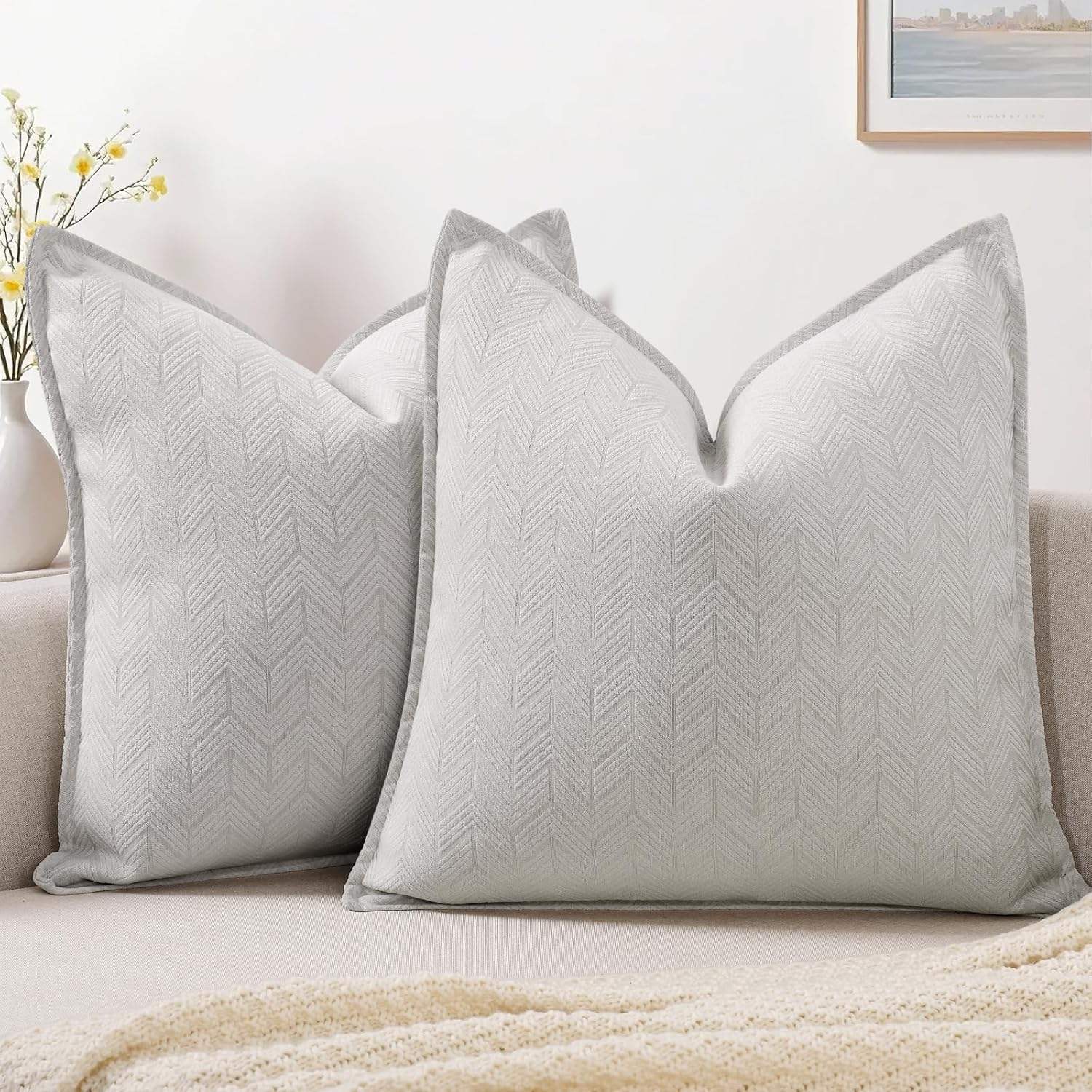 สีเทาอ่อน