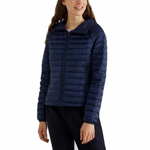 Chaqueta Acolchada de Moda para Mujer 2024, Transpirable, Impermeable, con Capucha, Bordado de Letras Personalizable, Poliéster de Alta Calidad - Product Image 5