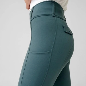กางเกงรัดรูปสำหรับขี่ม้าของผู้หญิงอินเทรนด์กางเกงเลกกิ้งสำหรับขี่ม้าแบบจับซิลิโคนน้ำหนักเบาพอดีกับที่กำหนดเองขายส่ง - Product Image 5