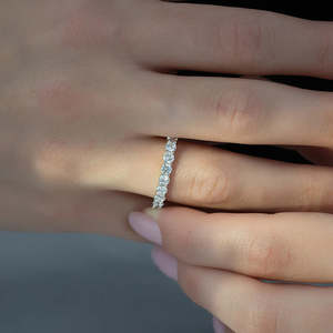 Anillos de boda de corte brillante redondo de moissanita de color D para mujer Producto elegante y lujoso - Product Image 2