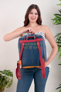 Sac à dos de voyage convertible pour femmes durables de haute qualité grande taille en cuir véritable RFID fermeture éclair imprimé animal pour les étudiants - Product Image 4