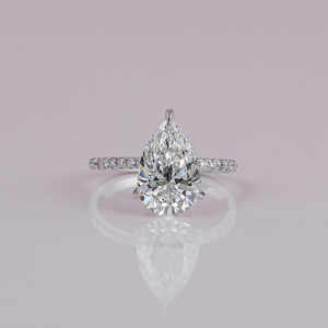 Anillo de Compromiso Chapado en Oro Blanco Sólido de 18 quilates, Pave Setting, Pera Cut Lab Grown Diamond Half Eternity Round Cut Diamond Ring - Product Image 2