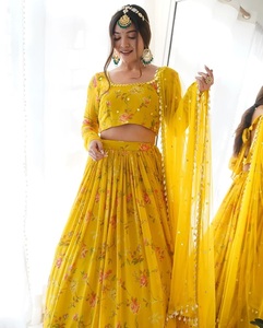 Readymade Indian Designer Georgette Lehenga Choli avec broderie Dupatta avec impression numérique Party Wear Bollywood Outfit - Product Image 1