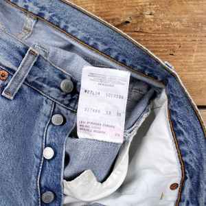 Vente en gros Nouveaux Shorts en jean Bermuda bleu tendance 2026 personnalisés à marque privée, Shorts en jean déchirés pour femmes - Product Image 6