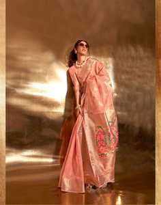 Tissu royal et riche pathani zari tossue tissé à la main avec un chemisier lourd - Product Image 3