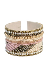 Brazalete de Moda con Flecos y Cuentas - Product Image 4