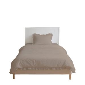 Juego de Ropa de Cama de Lujo en Polialgodón con Rayas Marrones, 3 Piezas: Funda Nórdica Individual, Sábana Ajustable y Funda de Almohada con Volantes Geométricos - Product Image 1