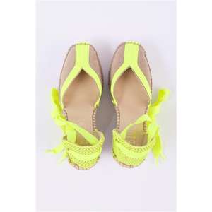 Alpargata cerrada con tacón de cuña alto - Product Image 4