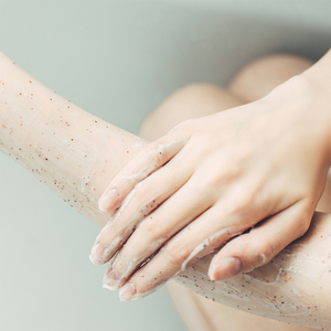 Kem tẩy tế bào chết 100ml bán buôn giúp làm mịn, tái tạo và khoe làn da rạng rỡ - Product Image 5