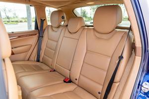 Porsche Cayenne Turbo S 2006 - Product Image 5