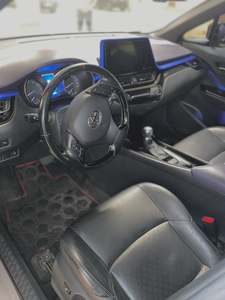 รถยนต์มือสอง Toyota C-HR LE ปี 2019 เครื่องยนต์ 2.0L I4 144 แรงม้า มีจำหน่าย - Product Image 2