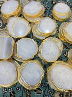 Sous-verre en Agate Blanche Naturelle de Qualité Supérieure, Plaqué Or, Finition Polie, pour Décoration d'Intérieur (Vente en Gros)