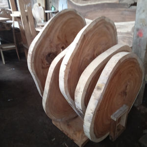 Mesa de Centro Convertible de Madera Suar con Borde Natural, Madera Maciza Ecológica, Altura Ajustable, Muebles Contemporáneos para Sala de Estar - Product Image 1