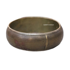 Brazalete de latón envejecido estilo Vintage 80s/90s, diseño de agujero perforado, ligero, hecho a mano, Retro, brazalete grueso, joyería para mujer - Product Image 5