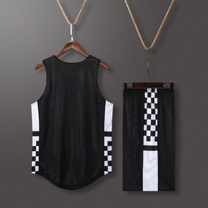 Conjunto de camiseta de baloncesto reversible personalizado, uniforme de malla de secado rápido con diseño de sublimación, transpirable, listo para el juego de práctica - Product Image 6