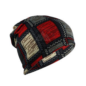 หมวกบีนนี่สำหรับผู้ใหญ่หมวกบีนนี่สีพื้นสีล้วนผลิตจากปากีสถาน - Product Image 3