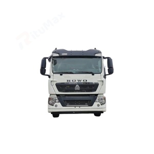 Camión Cisterna de Vacío Sinotruk Howo 4x2 para Logística Portuaria y Camión Aspirador Industrial de Residuos para Obras de Construcción - Product Image 6