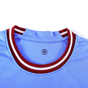 Uniforme de Fútbol Personalizado de Alta Calidad, Diseño Único, Elegante y Práctico, Colores Personalizables, Servicio OEM - Product Image 2