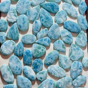 Prix de gros Larimar naturel lisse mélange forme Cabochons, Larimar Lot de pierres précieuses en vrac perles faites à la main pour la fabrication de bijoux, - Product Image 1