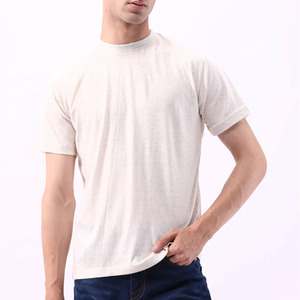 เสื้อผ้าผู้ชาย OEM เสื้อยืดผ้าถัก220กรัมแขนสั้นลายทางเสื้อผ้าแนวสตรีทเข้ารูปฤดูร้อนออกแบบได้ตามต้องการ - Product Image 1