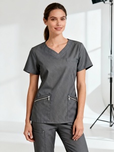 Conjunto de Uniforme Médico para Mujer SoftEase, Tela Elástica Suave con Sensación Ligera, Diseñado para Comodidad y Movilidad en Entornos Médicos - Product Image 6