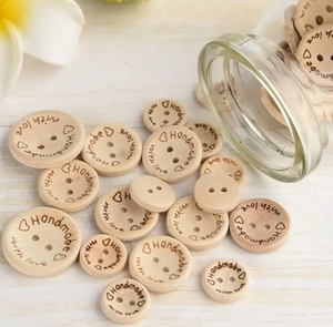 Botones de madera ecológicos-Diseño de 2 agujeros para tejer, disfraces y artículos hechos a mano | VIET FARGIMEX - Product Image 2