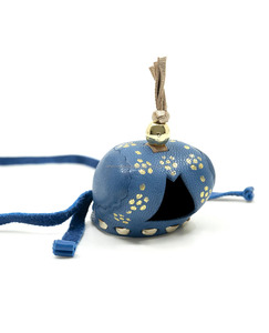 Capuche de fauconnerie qatarienne la plus vendue en cuir véritable avec design arabe traditionnel et bretelles en cuir - Product Image 5