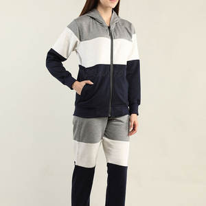 2025 Top qualité femmes survêtements personnalisé Logo impression femmes survêtements à la mode survêtement pour les femmes - Product Image 5