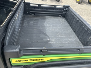 Heavy-Duty XUV835M Crossover Gator Utility <b>Tractor</b> with Powerful 3-Cylinder Engine, Cargo Box - Product Image 6