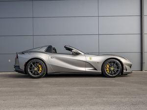 ชื่อสะอาดใช้ FER-RARI 812 GTS RWD พร้อมส่ง-จัดส่งถึงบ้าน - Product Image 5