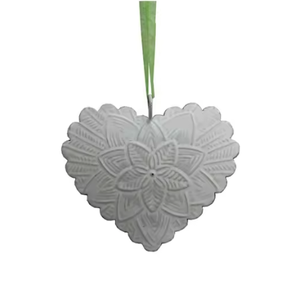 Derniers ornements suspendus de style rond avec des ornements décoratifs gravés PEACE pour la décoration d'arbre de Noël Excellente finition et qualité - Product Image 5