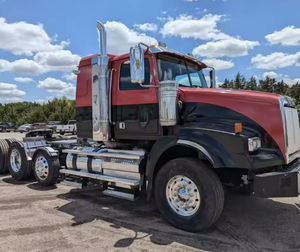 El mejor!! Camión Semirremolque Usado Western Star 4900 Tri Axle 2018 en Perfectas Condiciones - Camión con Dormitorio de Techo Elevado en Venta - Product Image 3