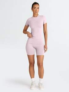 Nouveau style de logo de conception personnalisée impression par transfert de chaleur grande taille étanche femmes 2 pièces ensembles de yoga d'entraînement tenues de gymnastique courtes - Product Image 3