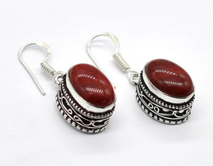 Venta al por mayor de cornalina roja, bonitos pendientes de superposición de plata y cristal de peridoto Boohoo, joyería de aleación chapada en oro, forma de corazón para mujer - Product Image 3